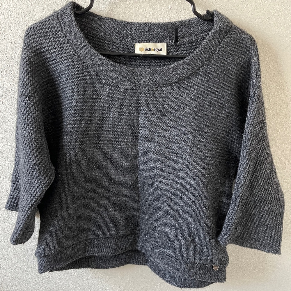 Cropped Wool Knit Sweater, Gray, Size Medium
